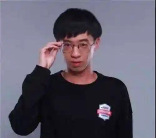 单人卡组最强阵容搭配(游戏王简单又强力的卡组)
