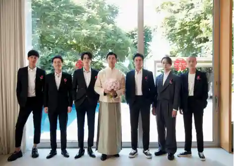 超帅伴郎阵容搭配图片(伴郎装的全身搭配图片)