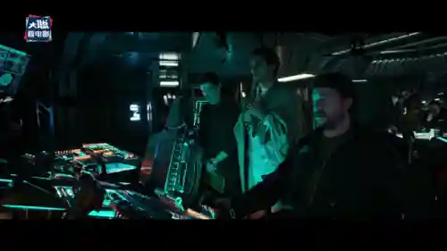 异形虫历险记2控制女明星(异形虫历险记2手机版)插图5
