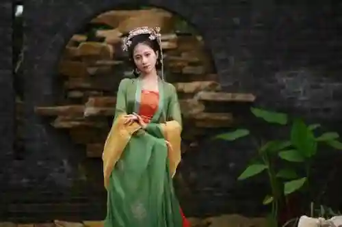 汉服朋友阵容怎么搭配图片(汉服怎么穿的)插图13