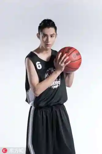 黑暗骑士团(DC大事件残酷骑士)