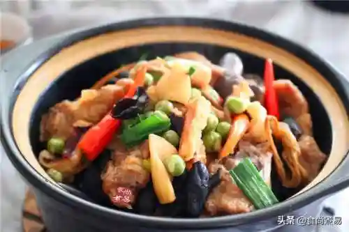 三个媳妇一锅烩大团圆婚礼(老扒55和他的三个子女的婚姻状况)