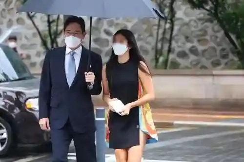 胡桃阵容搭配五条校(胡桃平民队伍推荐)插图1