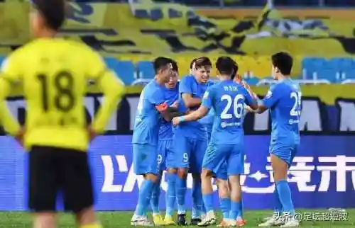 最佳球会门将阵容搭配(足球最佳11人阵容)插图3