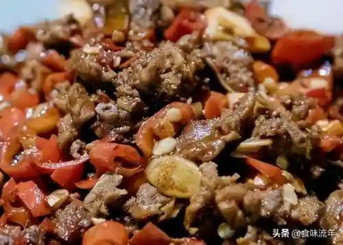 莲花血鸭最强搭配阵容(莲花血鸭的正宗做法)插图5