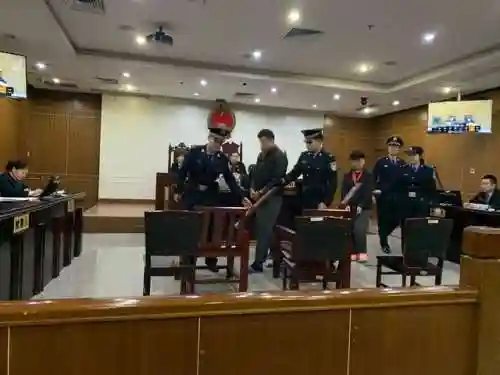 非匿名毒队阵容搭配(咸鱼之王配队阵容推荐)