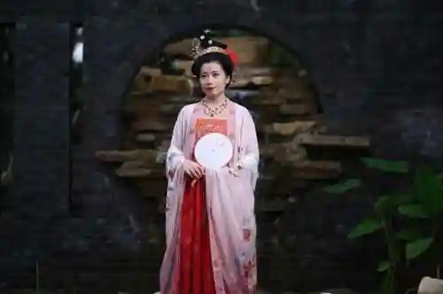 汉服朋友阵容怎么搭配图片(汉服怎么穿的)插图17