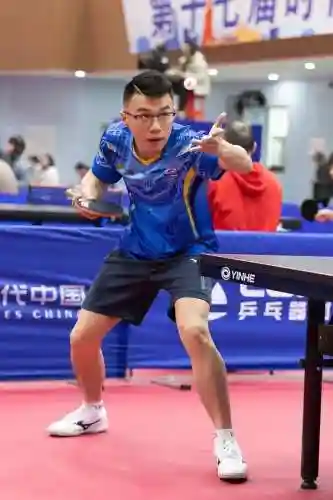内线历史洛佩兹搭配阵容推荐(内线篮球鞋推荐)插图18