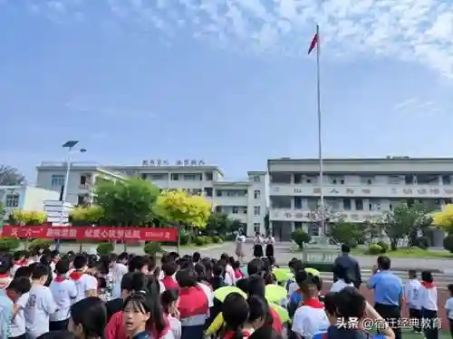 游园筑梦阵容搭配图片(戏园子专属角色完美搭配)