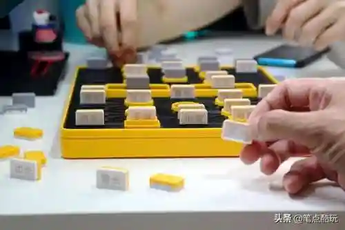 二人象棋在一个手机(下载象棋真人对战)插图1 二人象棋在一个手机(下载象棋真人对战)插图1