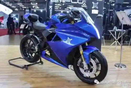 趴赛摩托车(新世纪150摩托车质量怎么样)插图1