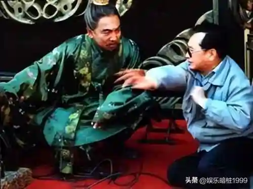 拍三国演义死了很多群演(老三国拍摄牺牲了多少人啊)插图4