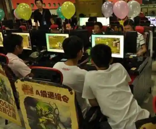 手机变态魔域255级(手机上能下载变态魔域吗)