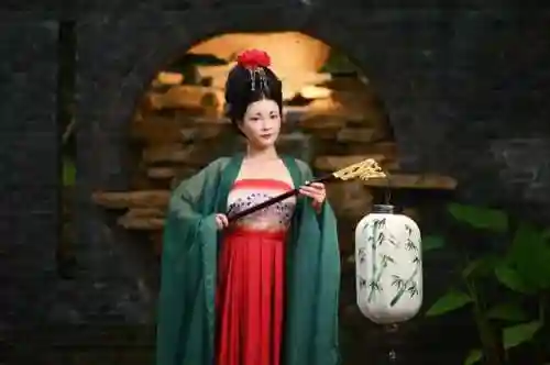 汉服朋友阵容怎么搭配图片(汉服怎么穿的)插图12