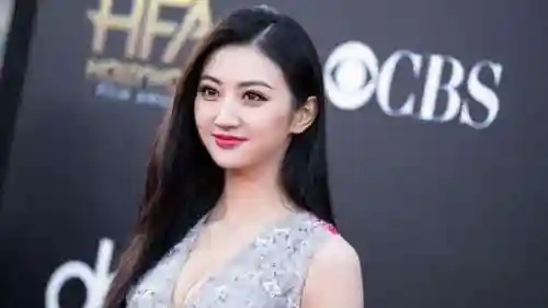 战队机甲推荐阵容图文搭配(未来战队伍搭配)