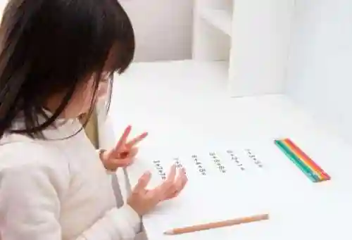 扑克牌的玩法(目前最火的扑克牌游戏)