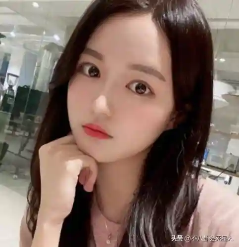李智汉金宥娜(德鲁纳酒店金宥娜用什么换了花)插图5