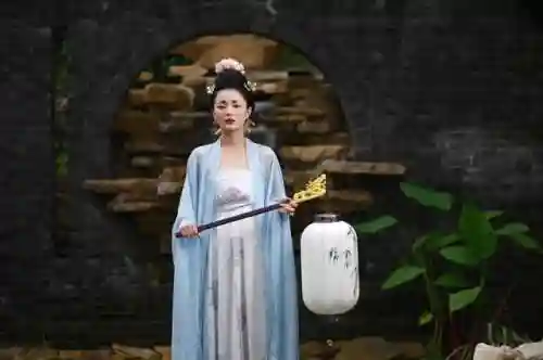 汉服朋友阵容怎么搭配图片(汉服怎么穿的)插图9