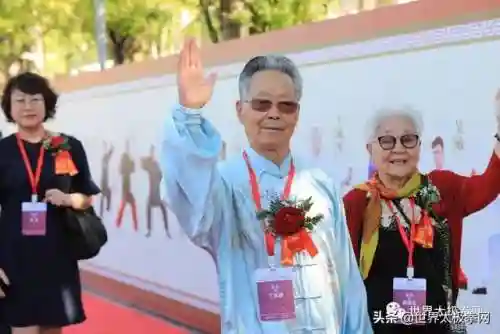 太极演员阵容搭配图片(云太极新款太极表演服装)插图35