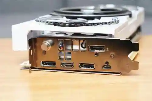 古墓丽影十周年纪念版(古墓丽影游戏)插图11