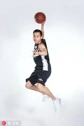 黑暗骑士团(DC大事件残酷骑士)插图4