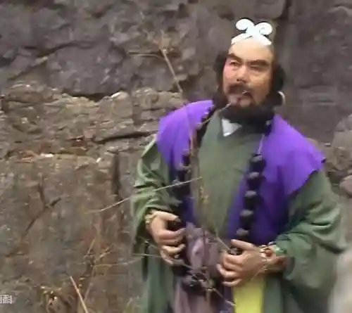 嫦娥流口水流眼泪照片(小鸟超神里的嫦娥图片)插图8