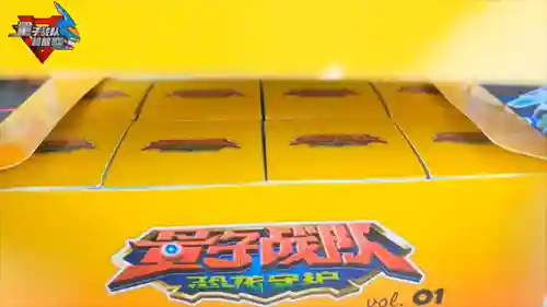 机甲狂潮最强搭配什么阵容(铁甲风暴平民最佳阵容)