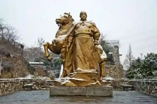 中国历史武力最强十人(中国历史100猛将)