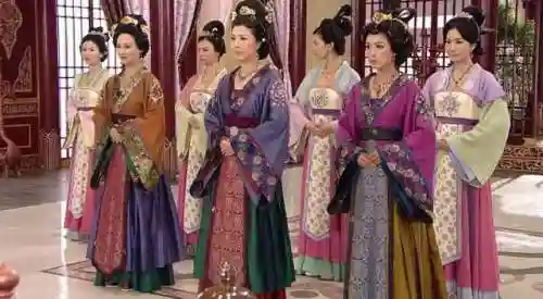 宫廷剧电视剧大全(十部顶级宫斗电视剧)插图4