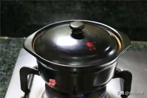 三个媳妇一锅烩大团圆婚礼(老扒55和他的三个子女的婚姻状况)插图14 三个媳妇一锅烩大团圆婚礼(老扒55和他的三个子女的婚姻状况)插图14