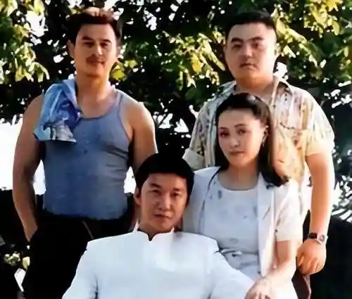 绑匪头子阵容搭配图大全(云顶之弈枪手阵容搭配推荐)插图5