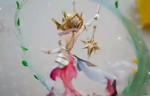 大元素使拉克丝10种形态(大元素使最好看的形态)插图3