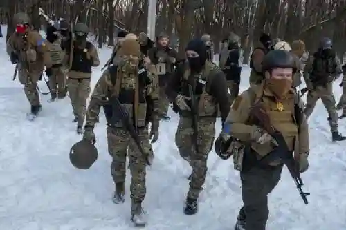 佣兵战纪米尔阵容搭配(佣兵战纪平民刷图t0阵容)插图2