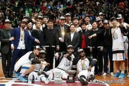 大漠豪侠阵容搭配最新版(藏武最强阵容搭配攻略)