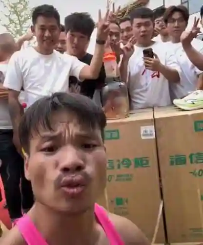 最新最佳阵容红人搭配(最佳阵容3232吃人攻略)插图10