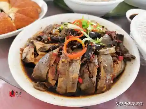 云南人结婚阵容装备搭配(云南人订婚需要准备什么)插图2