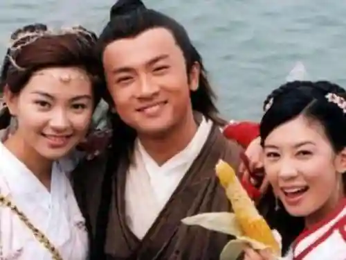 七圣召唤九成阵容搭配(卡牌仙圣奇缘最强阵容)