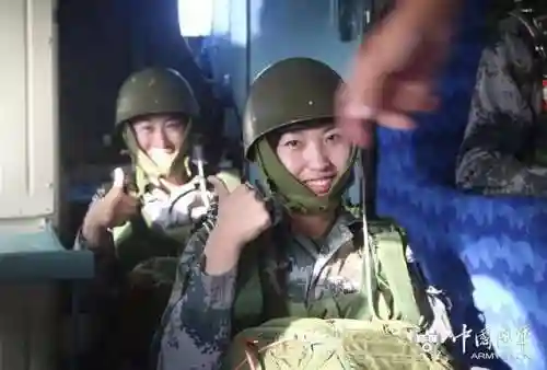 烈刃战士阵容怎么搭配最强(什么阵容克制6斗士)插图1