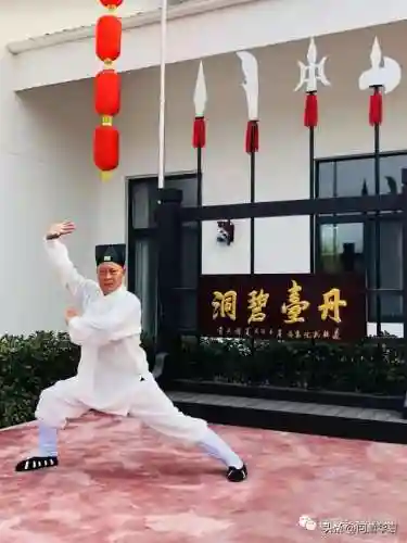 神霄道士斗法阵容搭配推荐(伏魔战歌道士搭配职业推荐)插图6 神霄道士斗法阵容搭配推荐(伏魔战歌道士搭配职业推荐)插图6