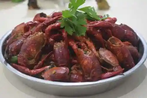 龙虾怎么做好吃又简单(大龙虾的最简单做法)插图1