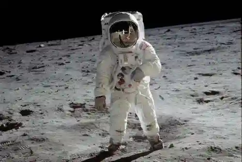 漫游太空搭配什么阵容最强(云顶之弈最强阵容与出装)插图22