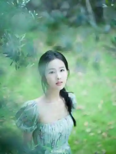 林中仙女阵容搭配图片高清(粉色仙女裙配什么外套)插图1