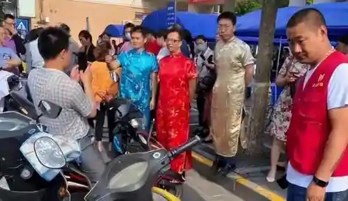 旗袍高考阵容搭配图片大全(高考穿哪三种旗袍图片)插图5