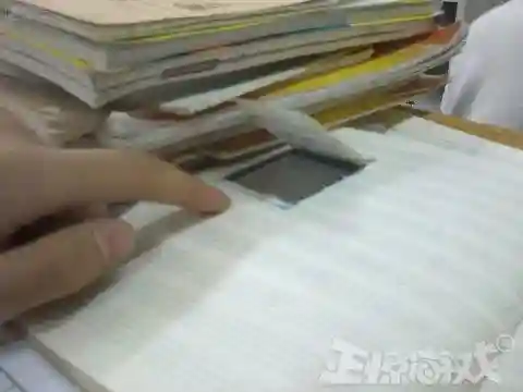 旧版地铁跑酷(地铁跑酷牛津内购版最新版)
