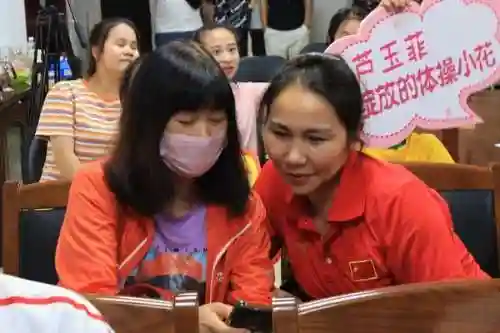 杜冲搭配什么阵容好玩(杜仲配什么补肾最好)