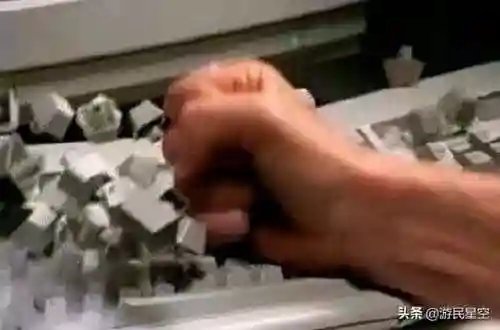 人类跌落梦境手游(人类一败涂地)