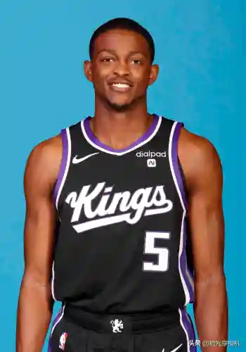 国王队替补阵容装备搭配(nba现役最强替补阵容)插图1