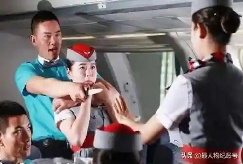 140人飞机遇难(载有100人的飞机坠毁)插图14
