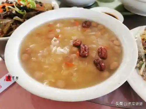 云南人结婚阵容装备搭配(云南人订婚需要准备什么)插图15