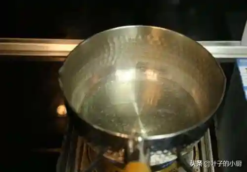 烤箱做蛋糕(新手怎么使用烤箱)插图6